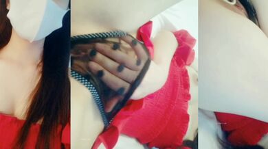 土豪私人重金定制，微密圈唇红齿白奶粉逼粉高颜女神【薇娅娅】私拍福利，各种露三点紫薇冒淫液相当反差 (4)